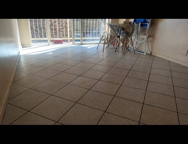 2 BEDROOM FLAT FOR SALE IN SILVERTON
